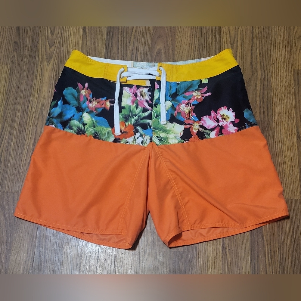 Wellen Made in USA Floral Board Shorts Men’s 34 Surf Swim Trunks Beachwear C16